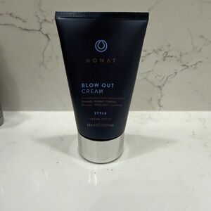 Monat Blow Out Cream - Black